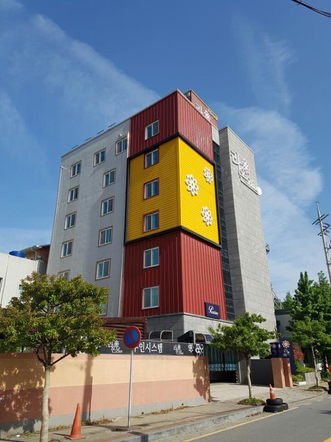 Raon Hotel Gwangyang  Exteriör bild